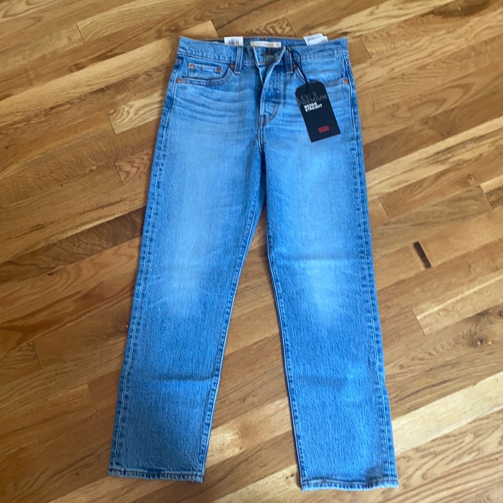 Levi wedgie straight jeans